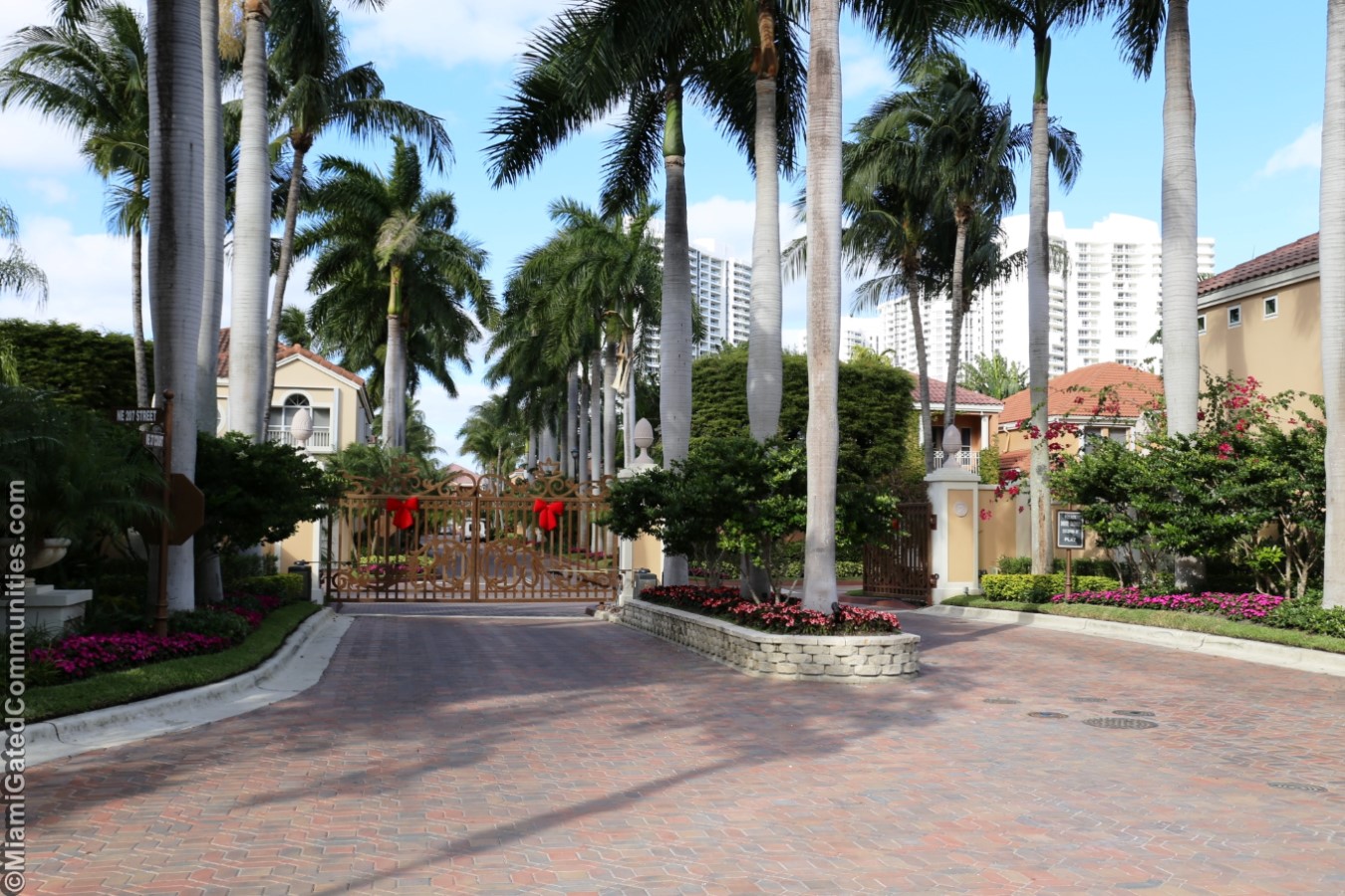 Miami Gated Communities - Miami Realtors, buying Coral Gables homes ...